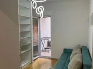 Izdavanje, dvosoban stan, 69m², Centar, Budva - image 10