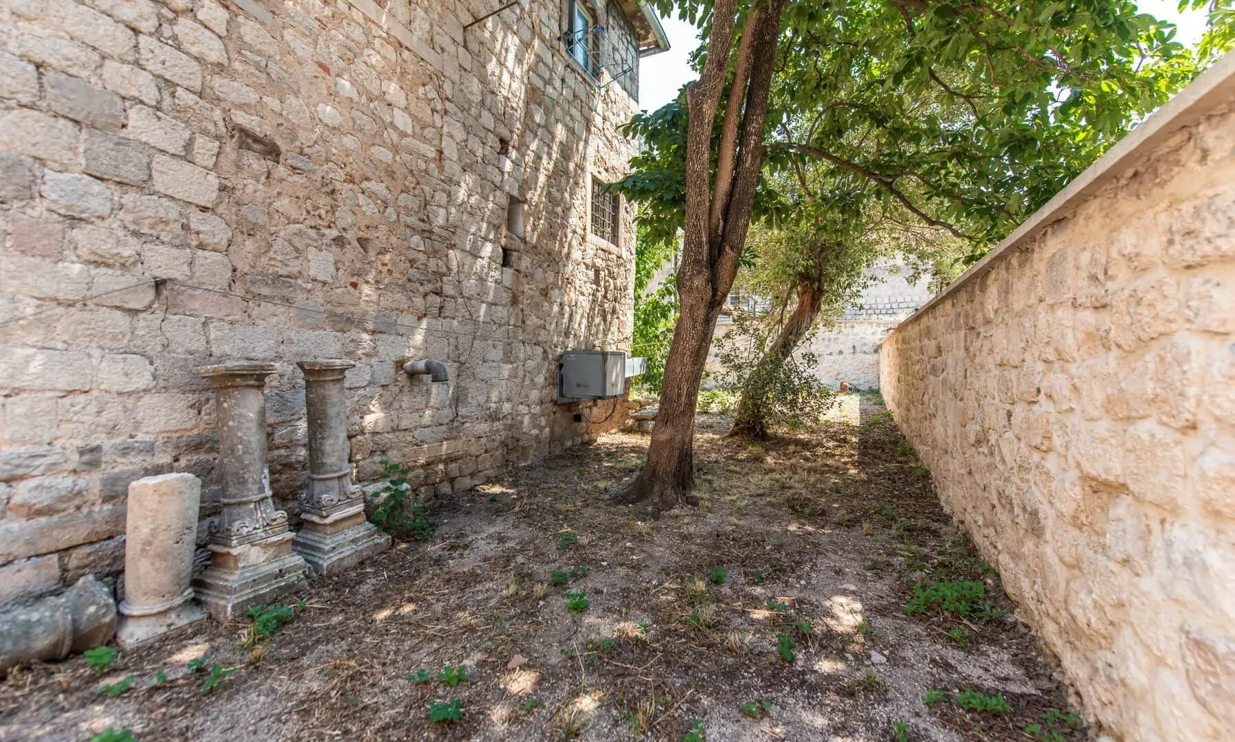 Sale, house, 380m², Kotor, Crna Gora