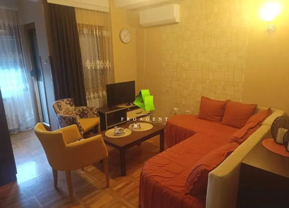 Rent, one bedroom apartment, 45m², Medijana, Niš