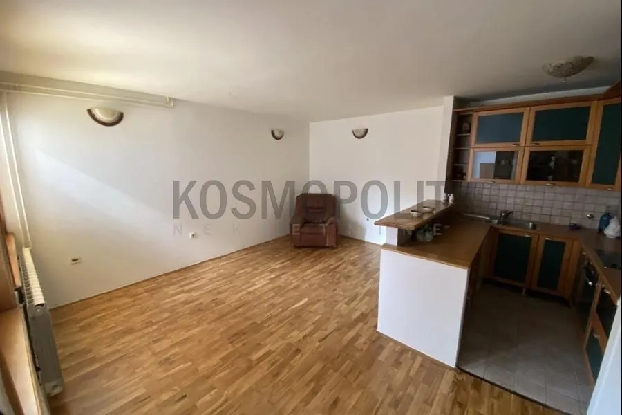 Prodaja, stan, 164m², Dušanovac, Voždovac Sve Podlokacije
