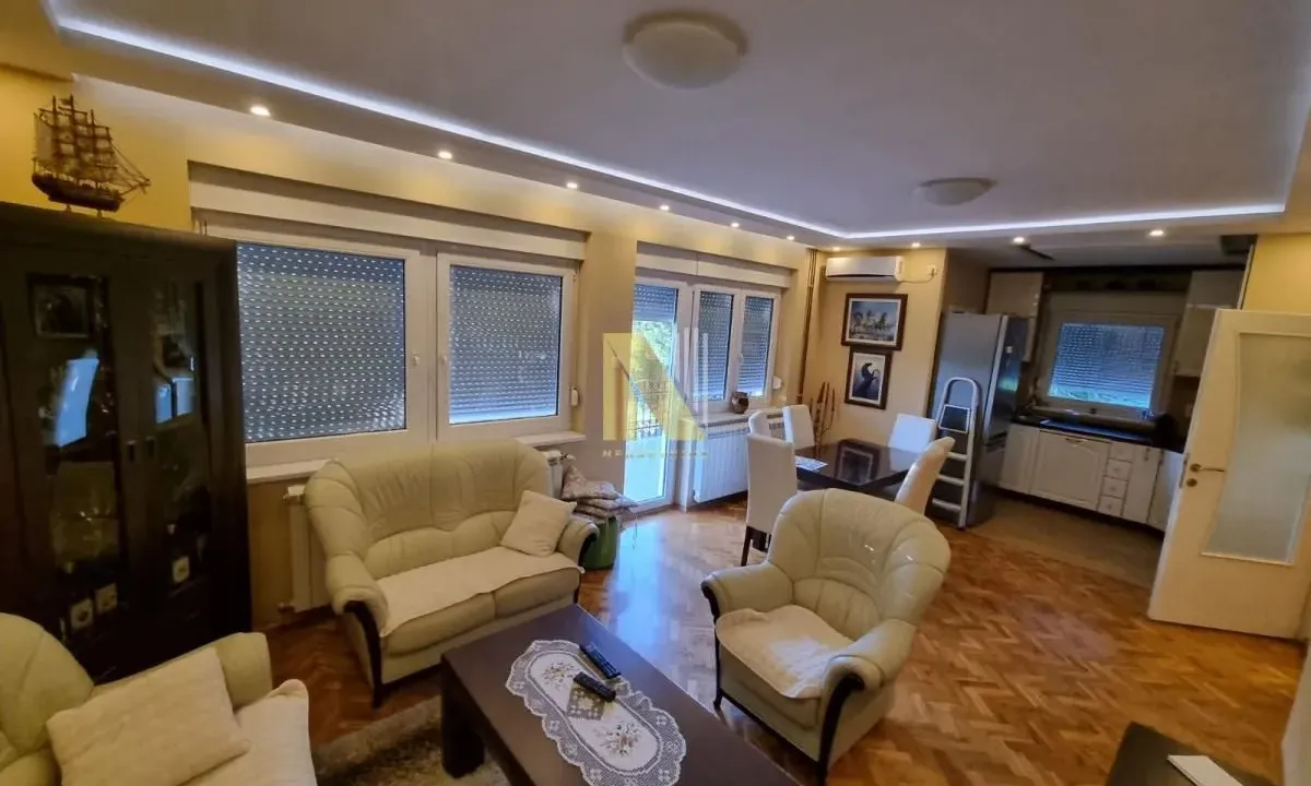 Izdavanje, kuća, 160m², Sremska Kamenica, Petrovaradin