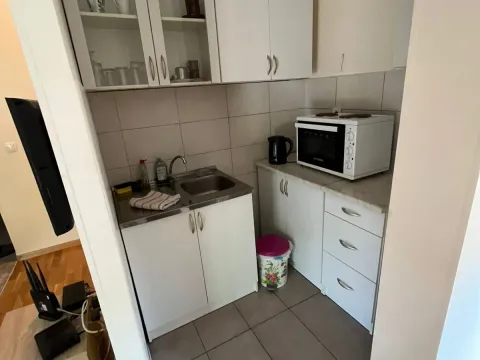 Izdavanje, jednosoban stan, 40m², Zabjelo, Podgorica - image 9
