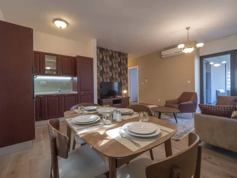 Rent, two bedroom apartment, 80m², Gospoština, Budva - image 2