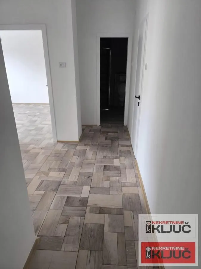 Prodaja, dvosoban stan, 52m², Grbavica, Novi Sad Sve Podlokacije