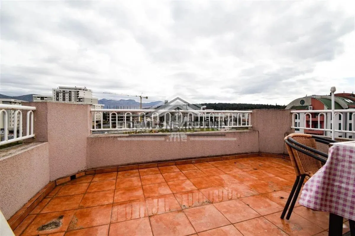 Izdavanje, jednosoban stan, 50m², Momišići, Podgorica