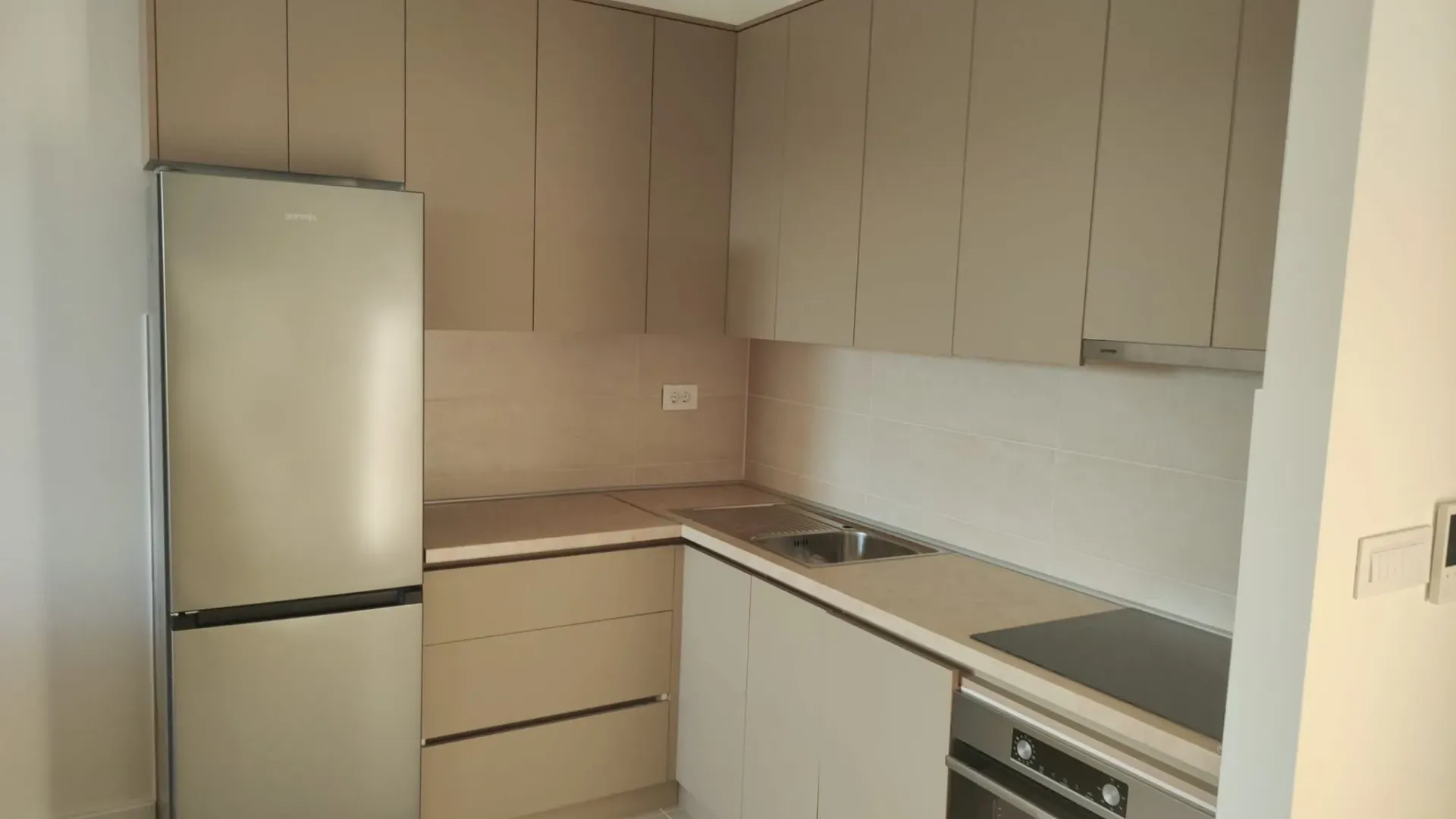 Stan-na-dan, garsonjera, 35m², Tološka šuma, Podgorica