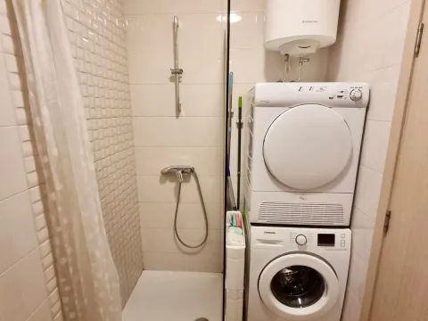 Rent, one bedroom apartment, 47m², City Kvart, Podgorica - image 11