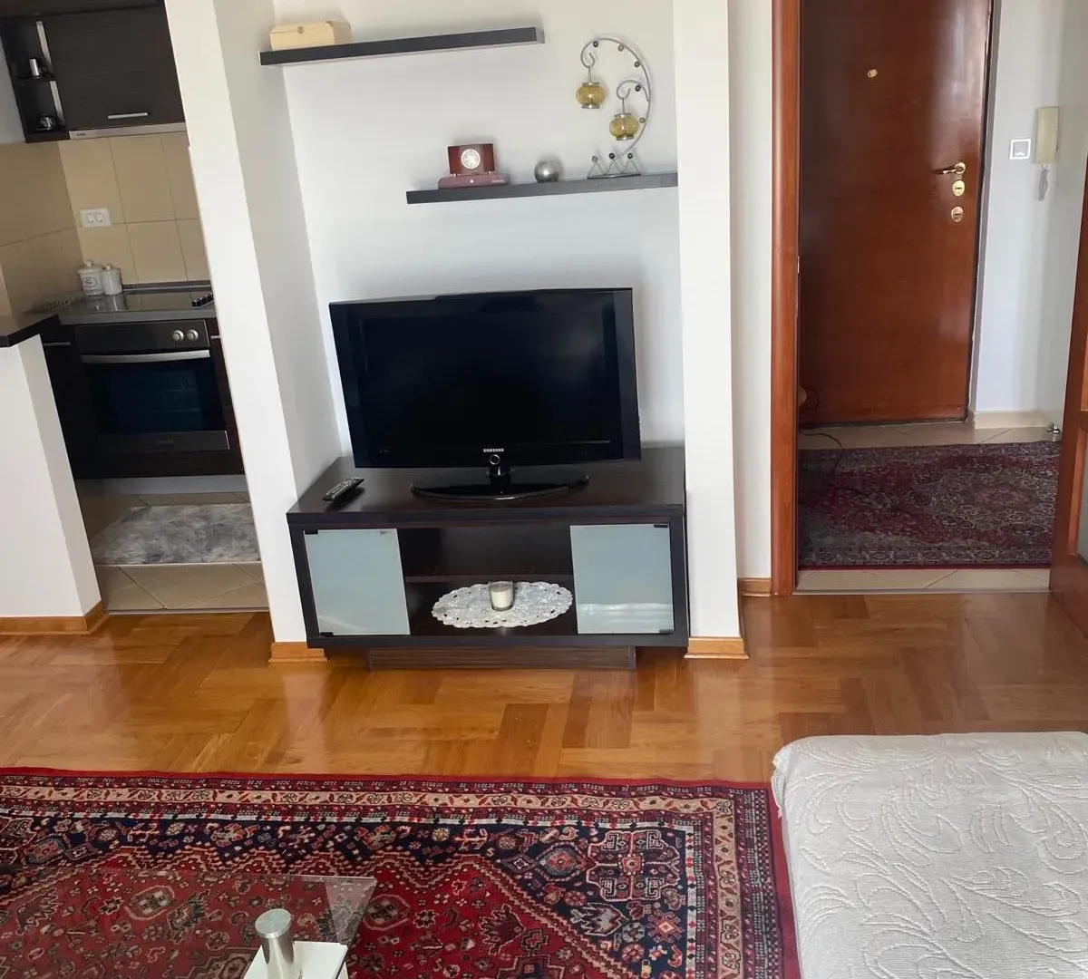 Rent, one bedroom apartment, 52m², Preko Morače, Podgorica