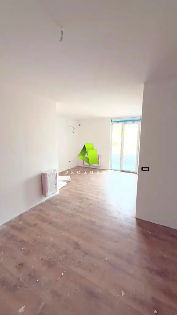 Prodaja, trosoban stan, 65m², Medijana, Niš