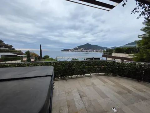 Prodaja, dvosoban stan, 150m², Budva, Crna Gora - image 13