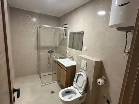 Izdavanje, jednosoban stan, 45m², Zelenika, Herceg Novi - image 3