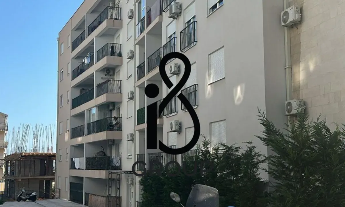 Izdavanje, jednosoban stan, 54m², Centar, Budva