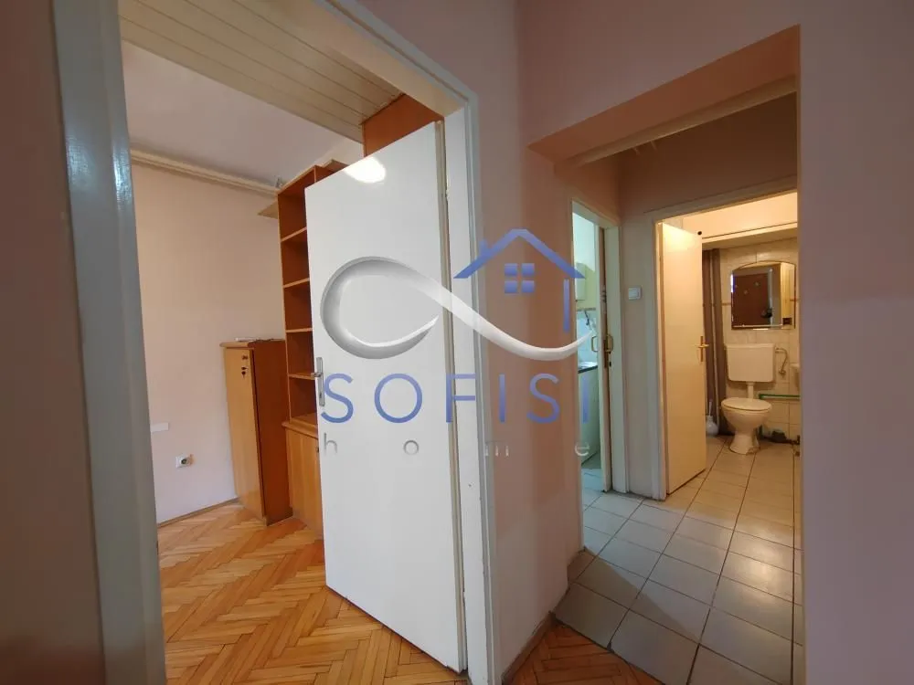 Sale, office space, 60m², Železnička Stanica, Novi Sad Sve Podlokacije