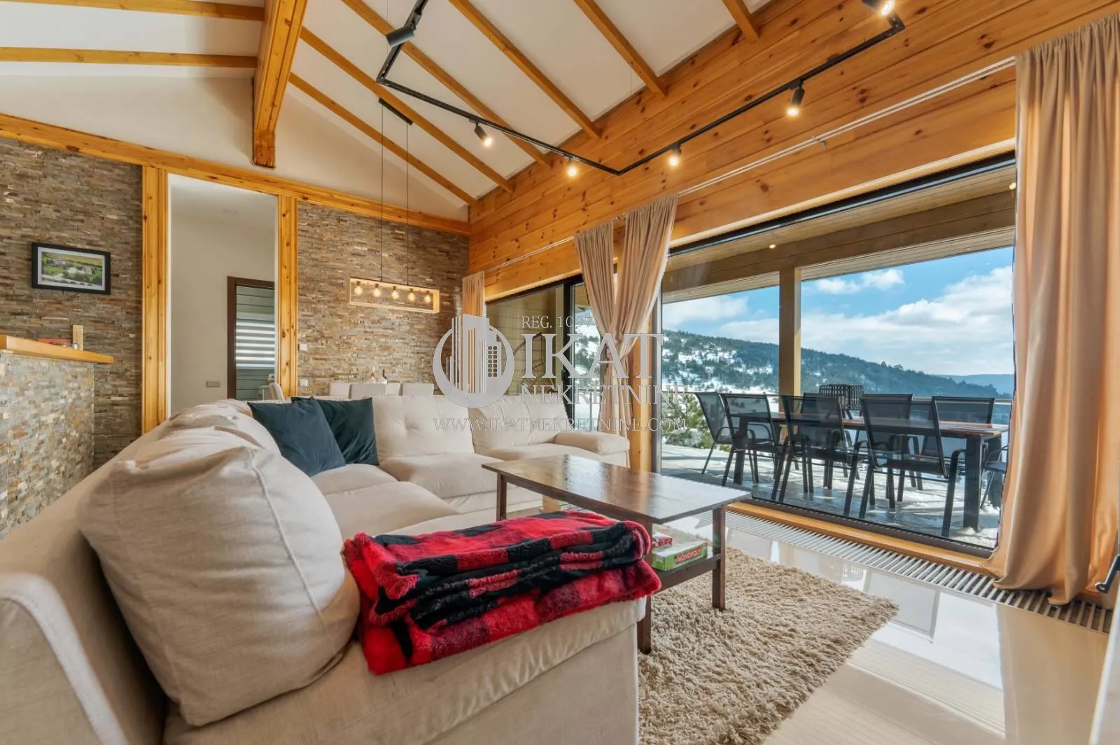 Prodaja, kuća, 152m², Zlatibor, Srbija