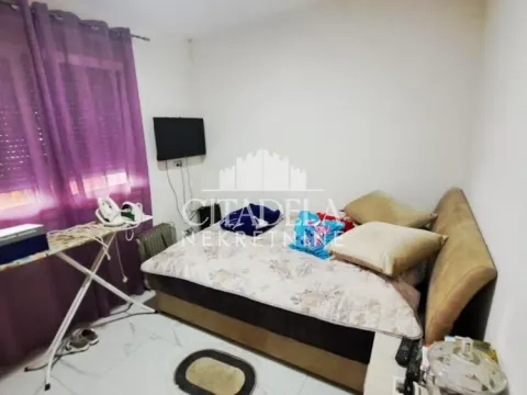 Prodaja, kuća, 313m², Jajinci, Voždovac Sve Podlokacije - image 14