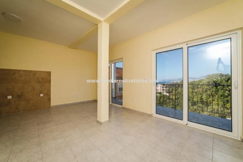Sale, house, 195m², Utjeha, Bar