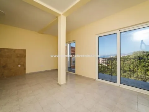 Prodaja, kuća, 195m², Utjeha, Bar - image 8