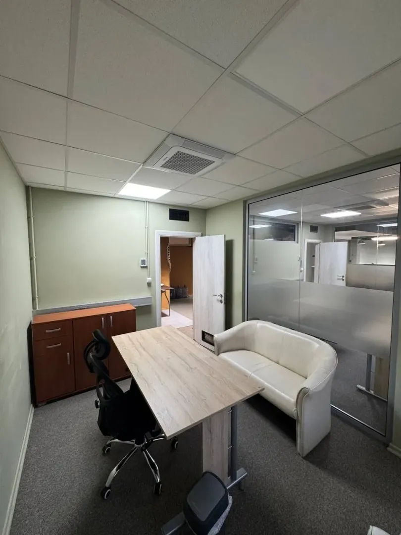 Rent, office space, 156m², Rozino, Budva