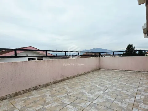 Rent, two bedroom apartment, 115m², Tološi, Podgorica - image 16