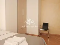 Izdavanje, trosoban stan, 89m², Stari Grad, Beograd - image 13