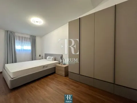 Izdavanje, dvosoban stan, 70m², Master Kvart, Podgorica - image 8