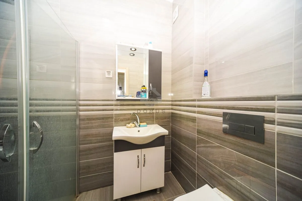 Prodaja, jednosoban stan, 46m², Stari Aerodrom, Podgorica