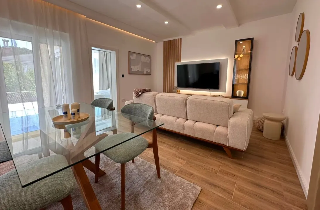 Rent, three bedroom apartment, 90m², Zelenika, Herceg Novi