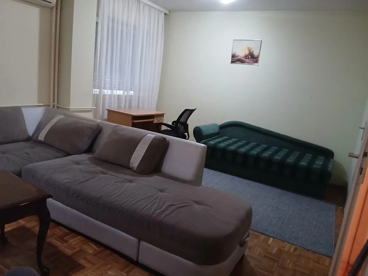 Izdavanje, dvosoban stan, 60m², Liman 4, Novi Sad Sve Podlokacije