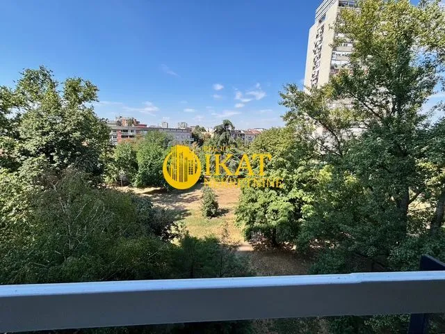 Prodaja, dvosoban stan, 75m², Zemun Kej, Zemun Sve Podlokacije
