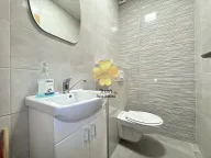 Izdavanje, poslovni prostor, 120m², Centar, Podgorica - image 7