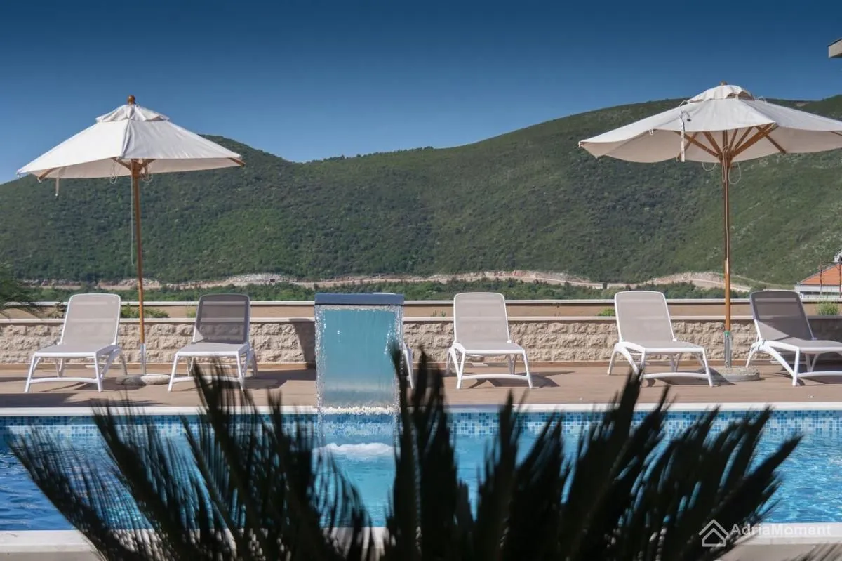Prodaja, kuća, 190m², Prijevor, Budva