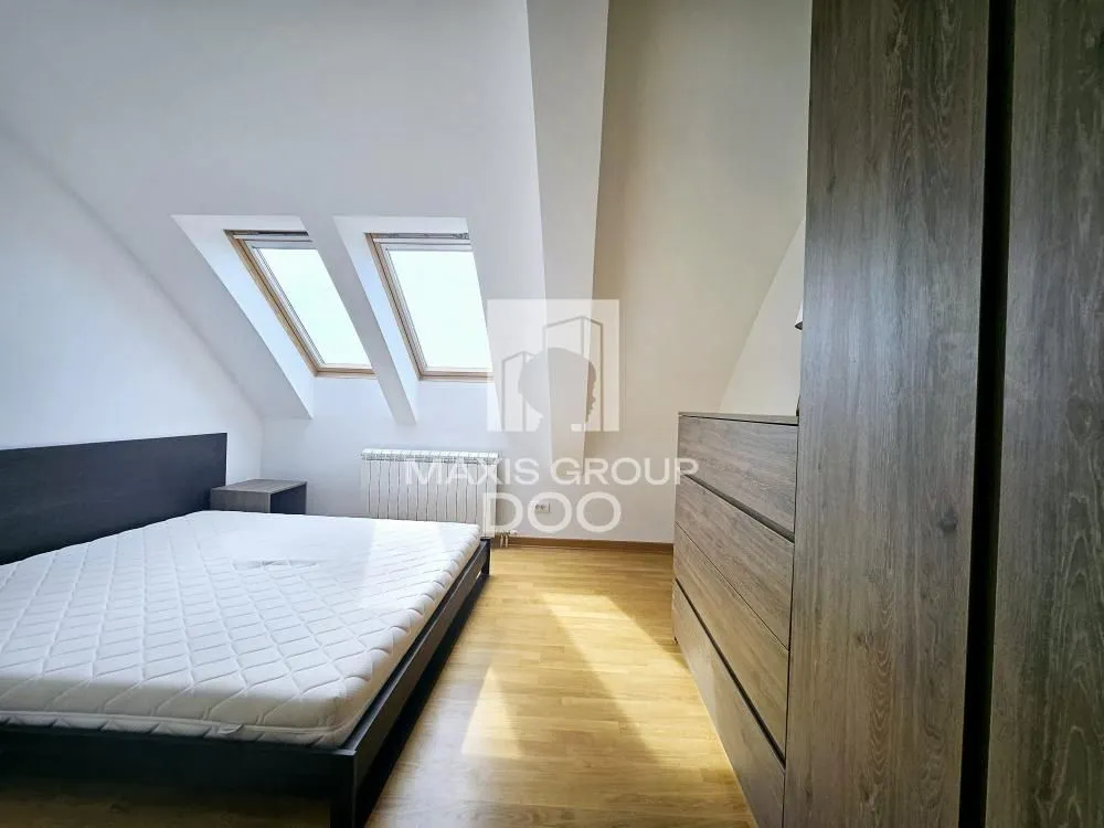 Izdavanje, trosoban stan, 127m², Čukarica, Beograd