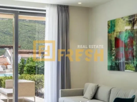 Sale, one bedroom apartment, 90m², Herceg Novi, Crna Gora - image 4