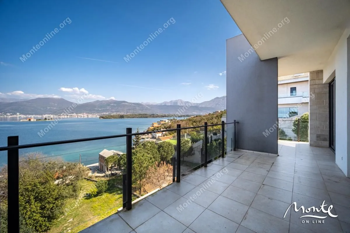 Prodaja, kuća, 770m², Krašići, Tivat
