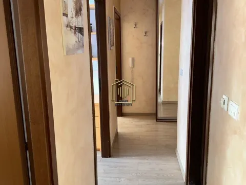 Izdavanje, dvosoban stan, 75m², City Kvart, Podgorica - image 8