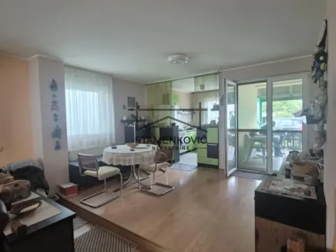 Prodaja, kuća, 160m², Futog, Novi Sad Sve Podlokacije - image 2