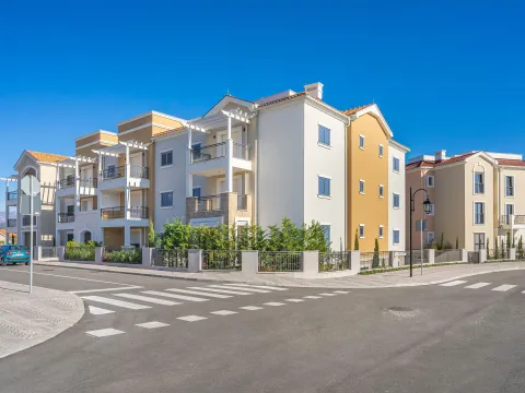 Prodaja, jednosoban stan, 64m², Luštica Bay, Tivat - image 12