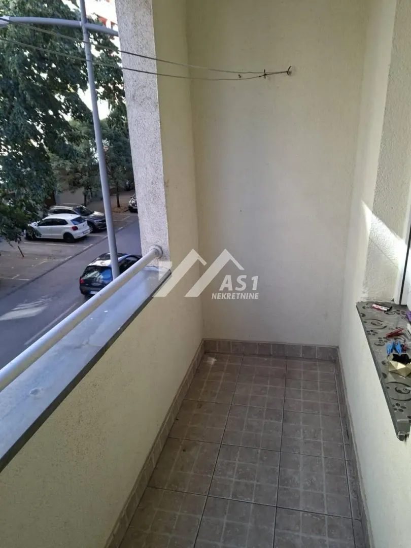 Izdavanje, dvosoban stan, 52m², Grbavica, Novi Sad Sve Podlokacije