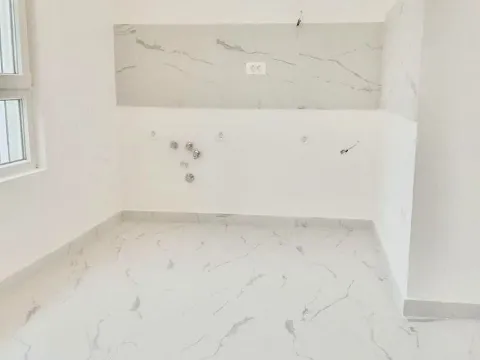 Prodaja, stan, 36m², Lazi, Budva - image 2