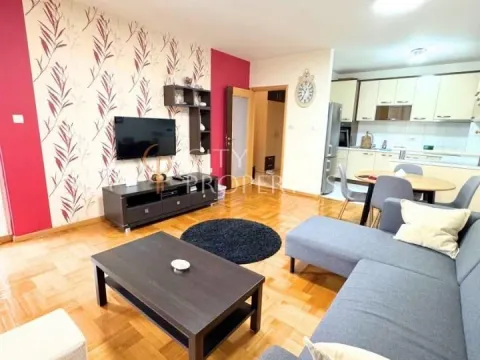 Izdavanje, stan, 82m², Pobrežje, Podgorica - image 3