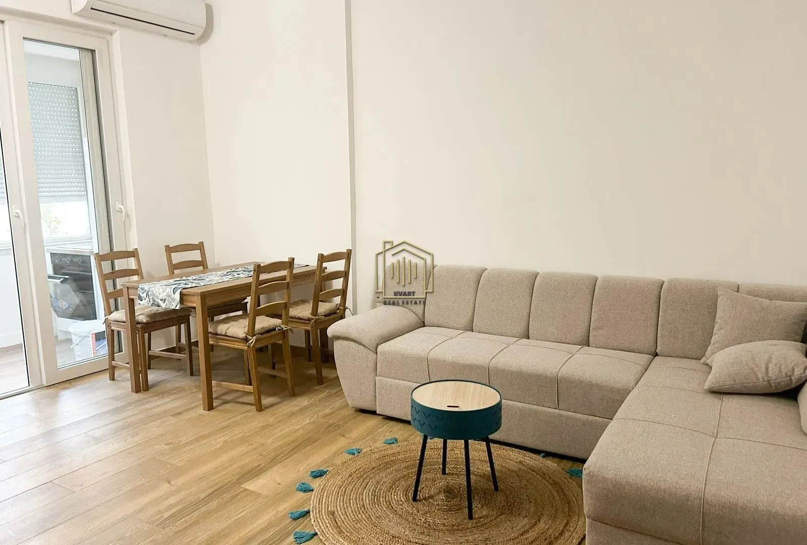 Izdavanje, dvosoban stan, 68m², Podgorica, Crna Gora