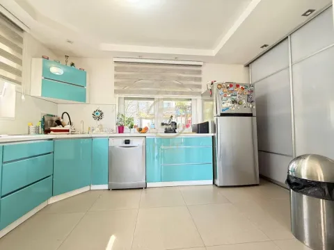 Sale, house, 273m², Petrovaradin, Novi Sad - image 13