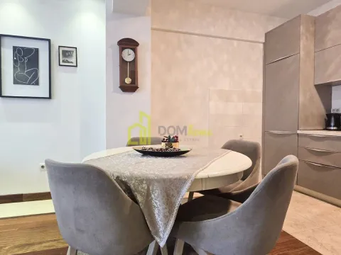 Izdavanje, dvosoban stan, 75m², Centar, Podgorica - image 4