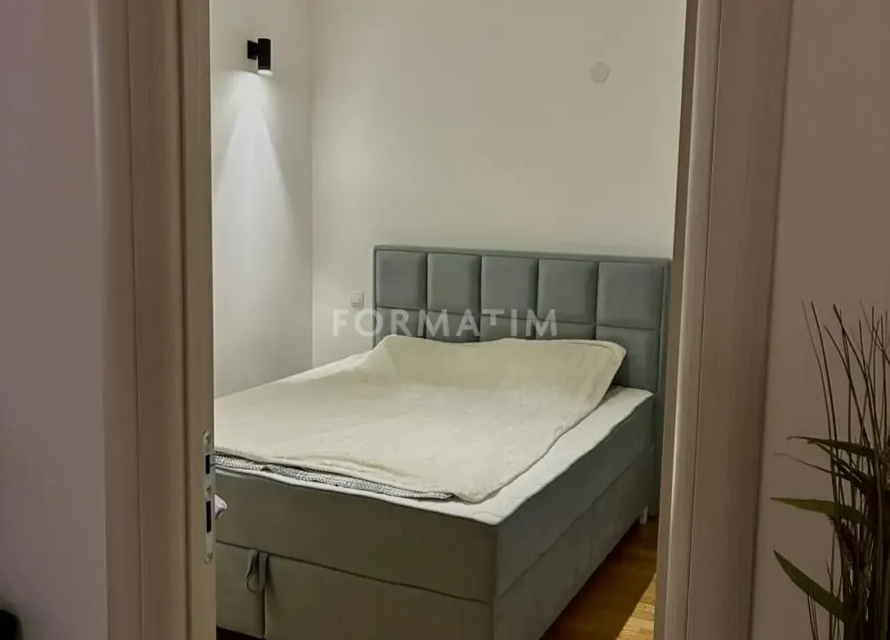 Izdavanje, dvosoban stan, 41m², Šumice, Beograd