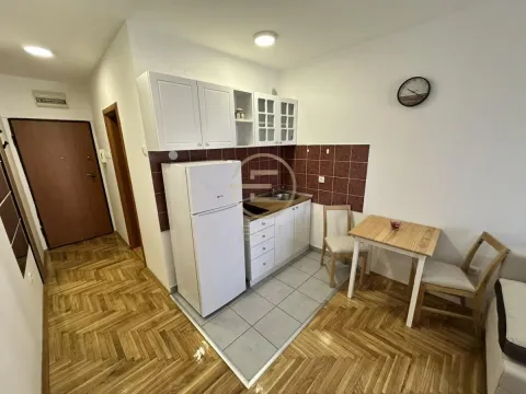 Prodaja, garsonjera, 25m², Detelinara, Novi Sad Sve Podlokacije - image 8