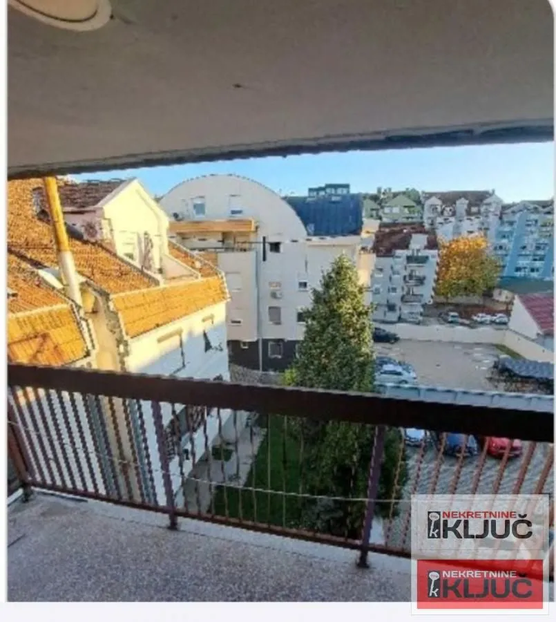 Izdavanje, garsonjera, 23m², Grbavica, Novi Sad Sve Podlokacije