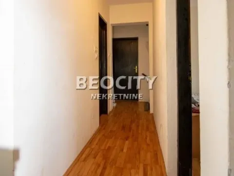Sale, house, 186m², Novi Grad, Subotica - image 9