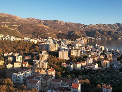 Prodaja, plac, 2400m², Bečići, Budva - image 11