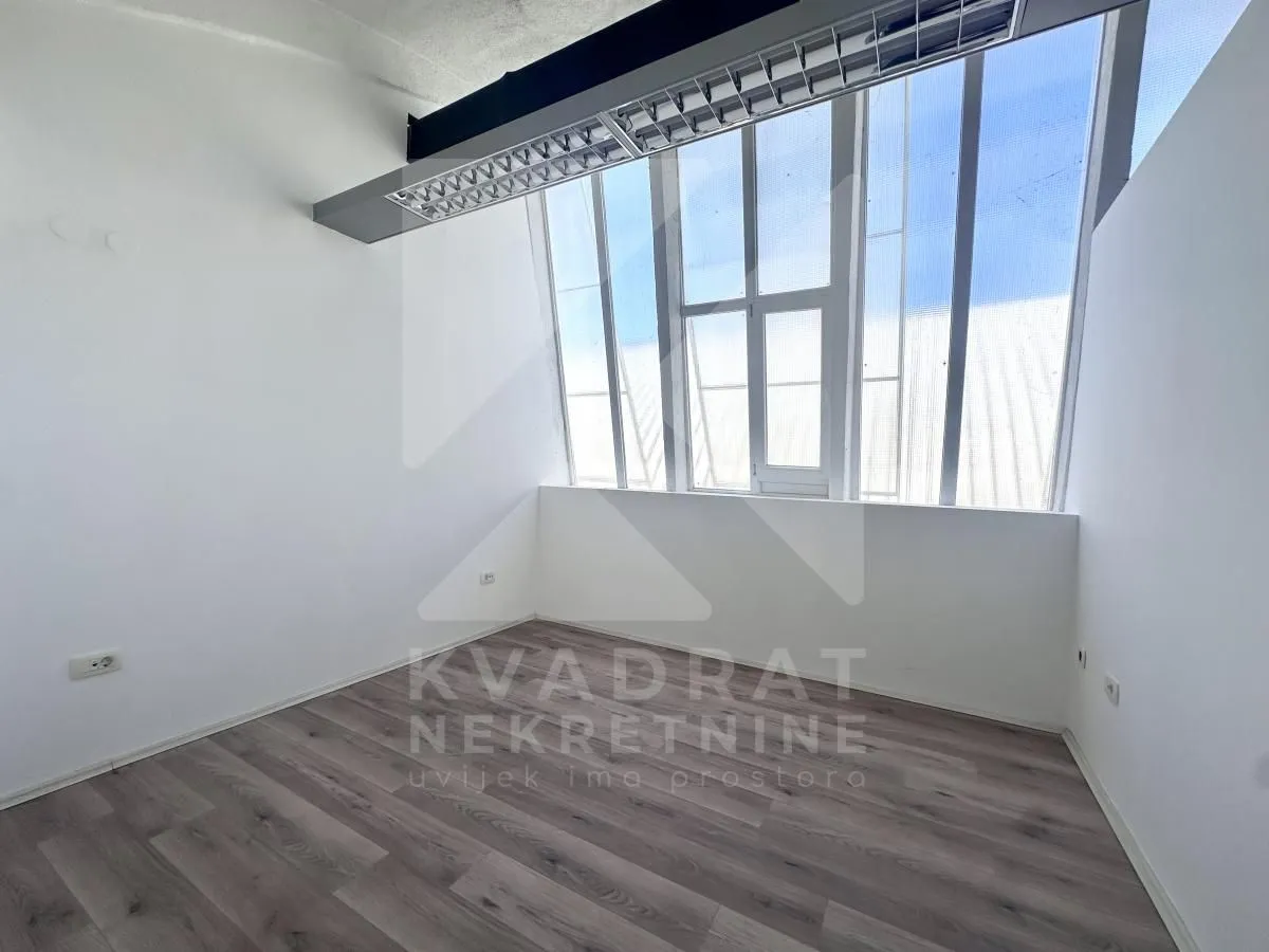 Rent, office space, 1850m², Zabjelo, Podgorica