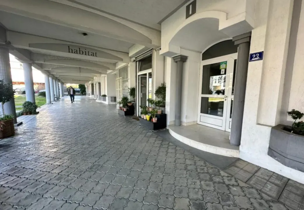 Sale, office space, 92m², Preko Morače, Podgorica